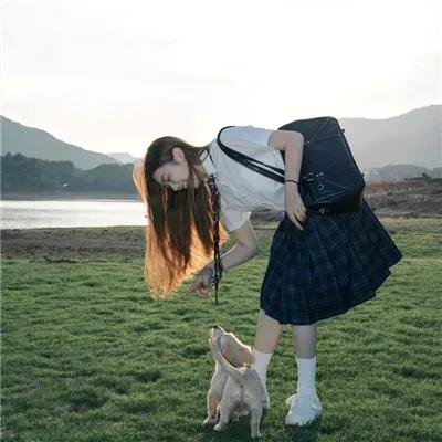 她不土，她是我妹妹